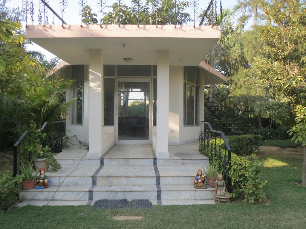Green Villa Bed & Breakfast New Delhi Exterior photo