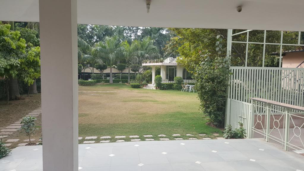 Green Villa Bed & Breakfast New Delhi Exterior photo